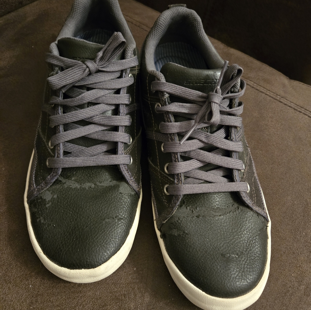 Skechers Memory Foam Sneakers